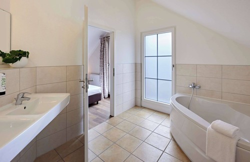 Drees Hotel | Experience Lindner Hotel Nurburgring Ferienpark: Top Rated Stay