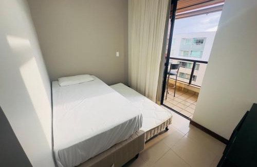 Smin Apartment | Cozy Apartment 412 with Bathtub and Pool in BSB