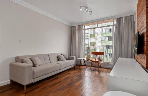 Liberdade Apartment | Cozy 3-Bedroom Apartment with Balcony in Liberdade