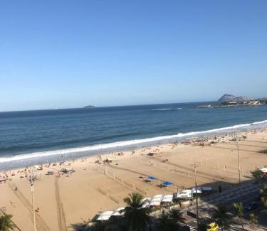 Copacabana Apartment | Cozy Ocean View Apartment on Avenida Atlântica, Copacabana