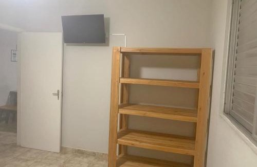 Canto do Forte Apartment | Coastal Retreat: Lindo Apartamento Pé na Areia, 9.9 Rating