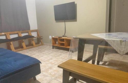 Canto do Forte Apartment | Coastal Retreat: Lindo Apartamento Pé na Areia, 9.9 Rating
