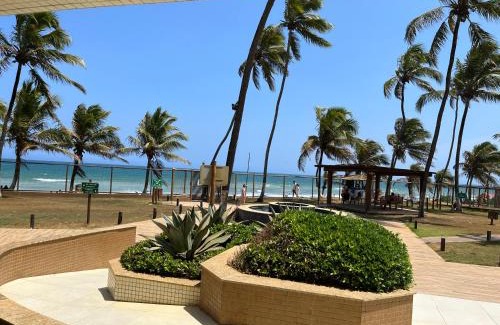 Vilas do Atlantico Apartment | Beachfront Apartment with Ocean View & Impeccable Service