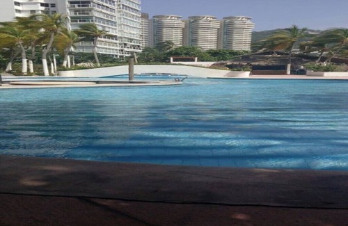 Costa Azul Apartment | Beautiful Apartment with Prime Location Near the Beach