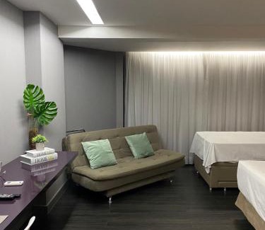 Setor Hoteleiro Norte Apartment | Cozy Lindo Flat with Pool and Hot Tub – Rated 9/10