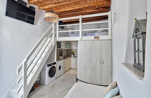 Lefkes House | Child Friendly Lindo House: Guest Rated 9.2/10