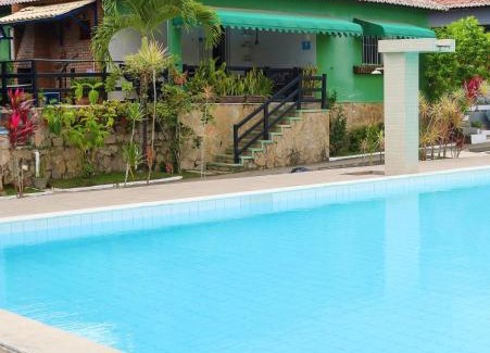 Novo Gravata House | Family-Friendly Retreat with 4 Spacious Suites and Pool
