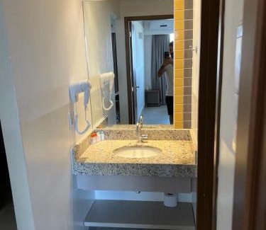Olimpia Apartment | Elegant Oceanfront Room with Pool and Spa Amenities