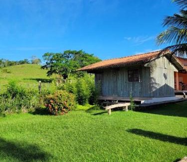 Sao Vicente de Paula House | Idyllic Retreat with Lagoon – Pet Friendly & Pool Access