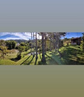 Aguas Mornas House | Experience Lindo Sítio: 4-Star Oasis with Pet-Friendly Perks