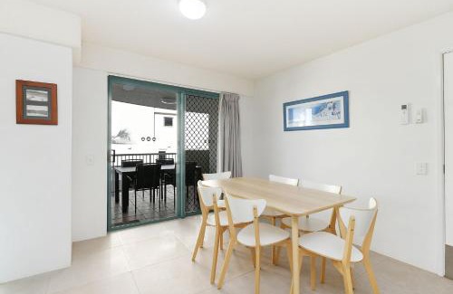 Kings Beach Apartment | Lindomare Unit 6, 11 Orvieto Tce, Kings Beach