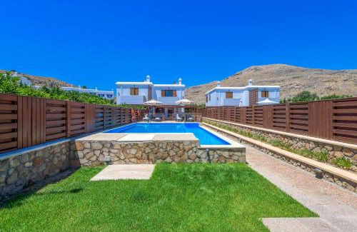 Lindos Villa | Experience Lindos Sapphire: Oceanfront Paradise Awaits