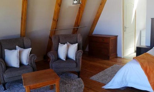 Inxuba Yethemba Cabin | Discover Linduli Farmstay: Family-Friendly and Accessible