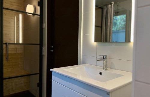 Salen Apartment | Lindvallen Ski Resort Pool and Padel - Sauna - 6 Guests - Pet Friendly