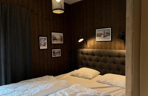 Salen Apartment | Lindvallen Ski Resort Pool and Padel - Sauna - 6 Guests - Pet Friendly