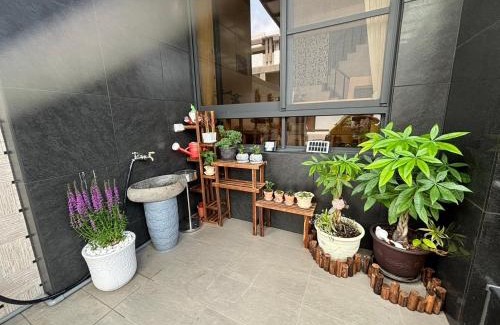 Chu-shan-kou House | Family-Friendly Retreat at Ling Lai B&B Awaits You!