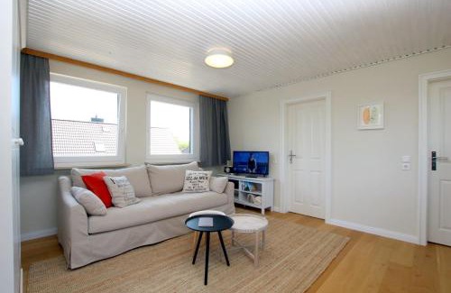 Wrixum Apartment | Nordliv Retreat: Child-Friendly Haven with Great Reviews