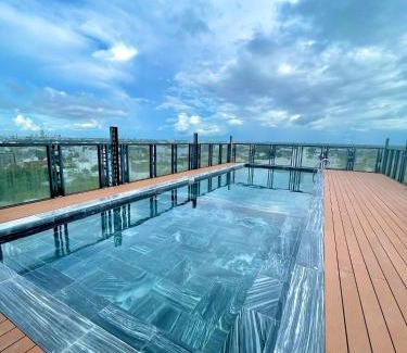 Cai Rang Hotel | Unforgettable Stays at Linh Phuong 6 Hotel with Pool Access