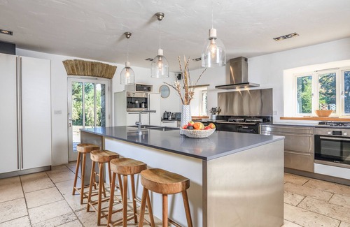 Kingsbridge Cottage | Pet Friendly Linham Barn: Top-Rated Holiday Cottage Awaits