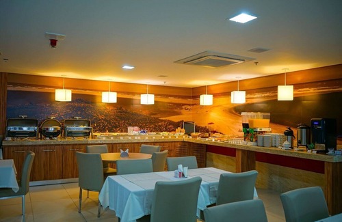 Araca House | Budget-Friendly Linhares Conforto Prime Hotel for Families