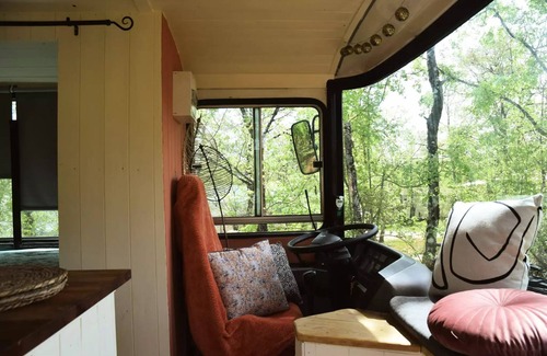 Saint-Antonin Noble Val Cabin | Linie 3C - Schulbus ausgestattet 4 Personen