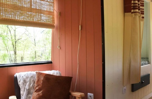 Saint-Antonin Noble Val Cabin | Linie 3C - Schulbus ausgestattet 4 Personen