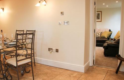 Bishops Castle House | Pet-Friendly Retreat at Linley Lane Cottage, Rated 9.4/10
