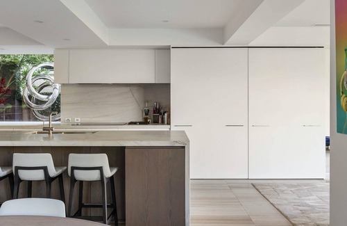 Toorak House | Relaxing Escape at Linlithgow with Heated Pool & Spa