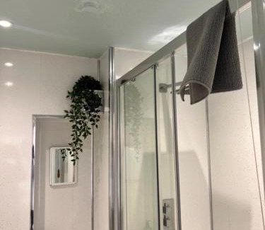 Linlithgow Apartment | Cozy Linlithgow Loch Apartment - Family-Friendly Retreat