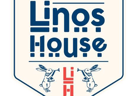 Atouguia da Baleia House | Cozy Linos House: Family-Friendly with Kitchen Amenities