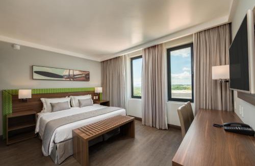 Lagoa Santa Hotel | Discover Linx Confins: Top-Rated Stay with Family Amenities