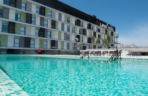 Rio de Janeiro Hotel | Discover Linx Galeão: Pet-Friendly Hotel with Ocean Views