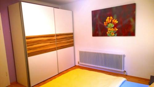 Ebelsberg Apartment | Discover Linz LIVIA: Family-Friendly Comfort Awaits