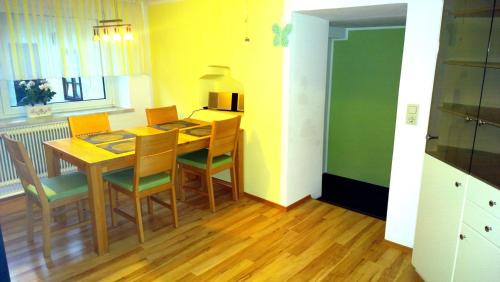Ebelsberg Apartment | Discover Linz LIVIA: Family-Friendly Comfort Awaits