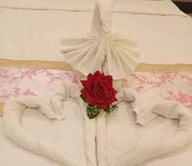 Chumphon Hotel | Discover Lion Hotel Chumphon: Ocean Views & Breakfast
