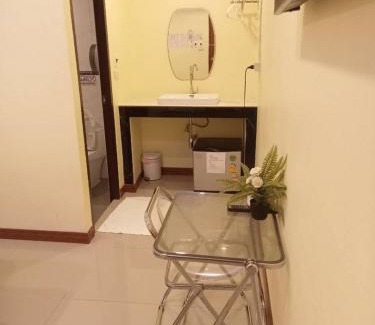 Chumphon Hotel | Discover Lion Hotel Chumphon: Ocean Views & Breakfast