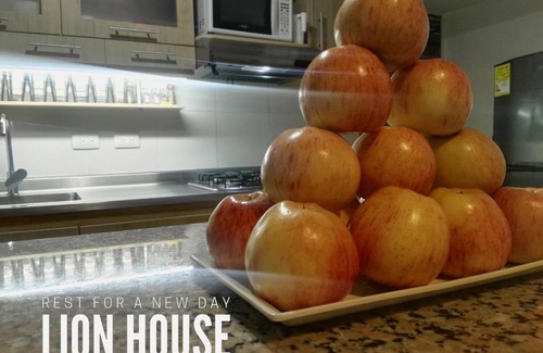 Villa Hermosa Apartment | Inviting Lion House: Pet-Friendly Stay with Hot Tub Access