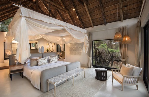 Kruger National Park Hotel | Experience Luxury at Lion Sands River Lodge - Rated 9.6/10