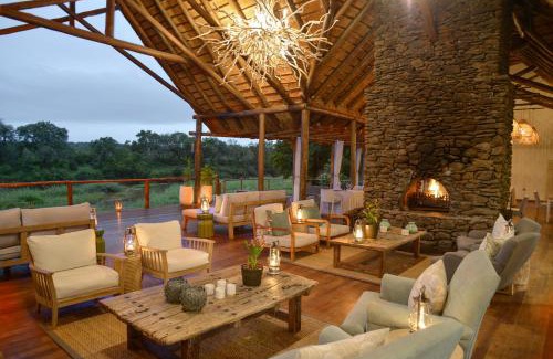 Mbombela Cabin | Experience Lion Sands Narina Lodge: 5-Star Safari Retreat
