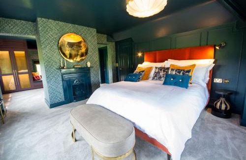 Cheshire West and Chester House | Liongate Lodge