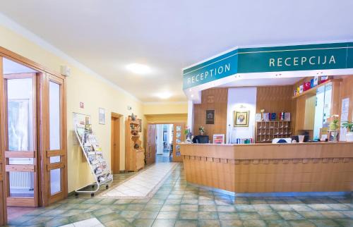 Szentgotthard Hotel | Relaxing Retreat at Lipa Hotel és Étterem with Spa & Dining