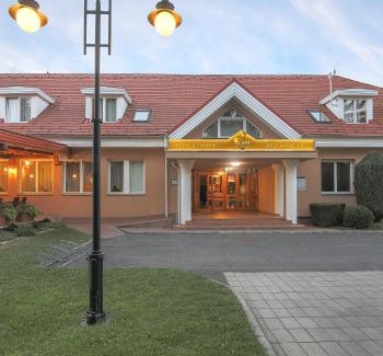 Szentgotthard Hotel | Relaxing Retreat at Lipa Hotel és Étterem with Spa & Dining