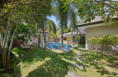 Lipa Noi Villa | Relaxing Lipa Talay Haa: 2 Bed Pool Villa Near Beach