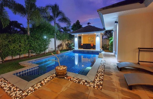 Lipa Noi Villa | Relax at Lipa Talay Hok - 2 Bedroom Pool Villa Retreat