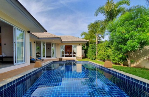 Lipa Noi Villa | Relax at Lipa Talay Hok - 2 Bedroom Pool Villa Retreat