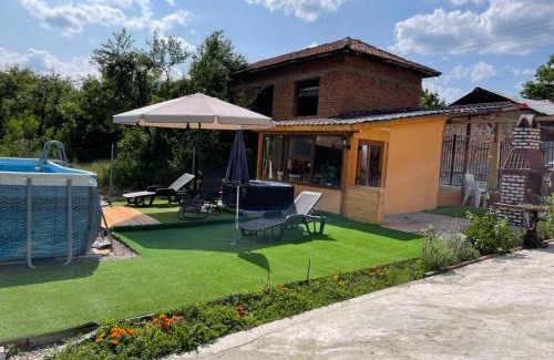 Gabrovo Villa | Relaxing Oceanfront Stay at Lipite Guest House - 9.7/10 Rated
