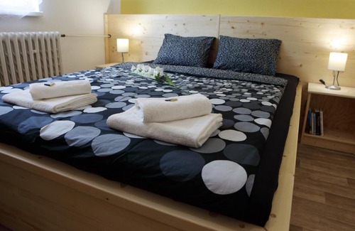 Cerna V Posumavi House | Family-Friendly Lipno Wave Accommodations with High Ratings