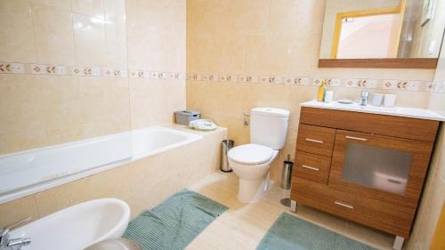 San Juan de los Terreros House | Lira 1013