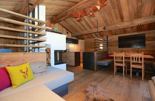 Flachau Ski Chalet | Discover Lisa Chalets: 4-Star Stay with Spa & Family Amenities