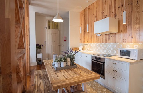 Se Apartment | Discover Lisbon Alfama Tagus: Rated 9.4 with Spa & Breakfast